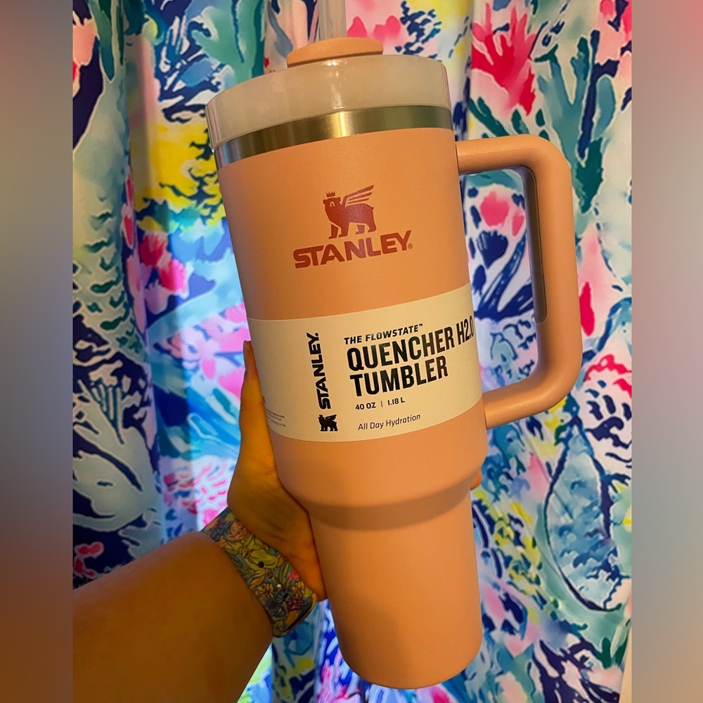 Stanley *RARE* Pink Dusk 40oz. NEW NEVER USED